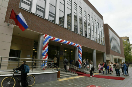 Обучение служением: для чего вузам, колледжам и школам такая программа 