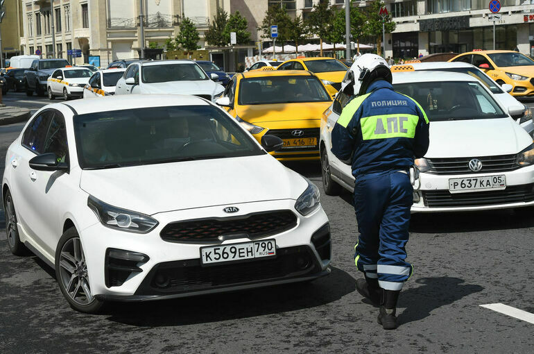 Более 5,5 тысячи конфискованных авто передали на нужды СВО