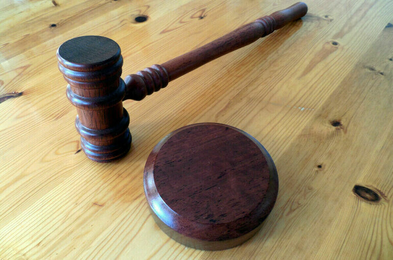 Экс-вице-премьер Башкирии пил кофе и аплодировал, слушая свой приговор