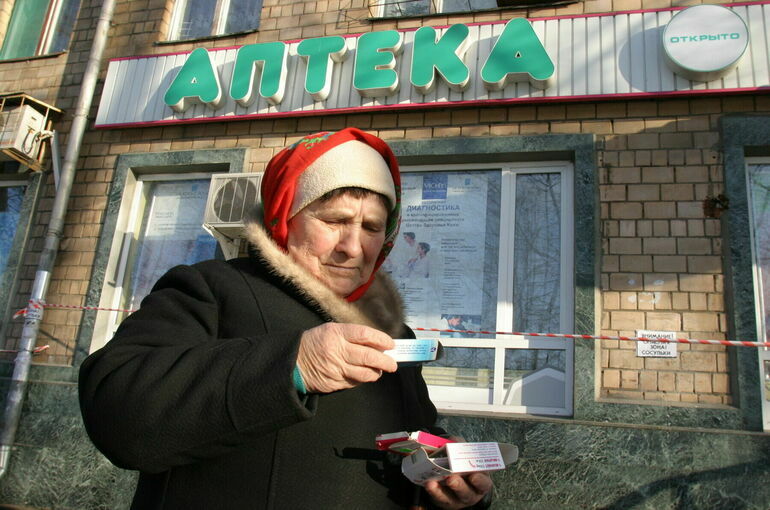 Кабмин поддержал законопроект о передвижных аптеках в российских селах