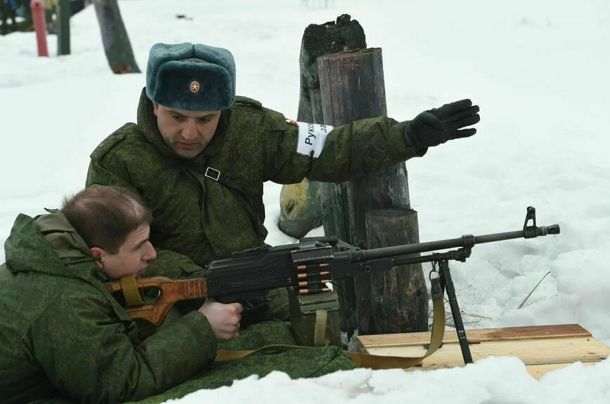 Кто сможет рассчитывать на присвоение воинских званий в упрощенном порядке