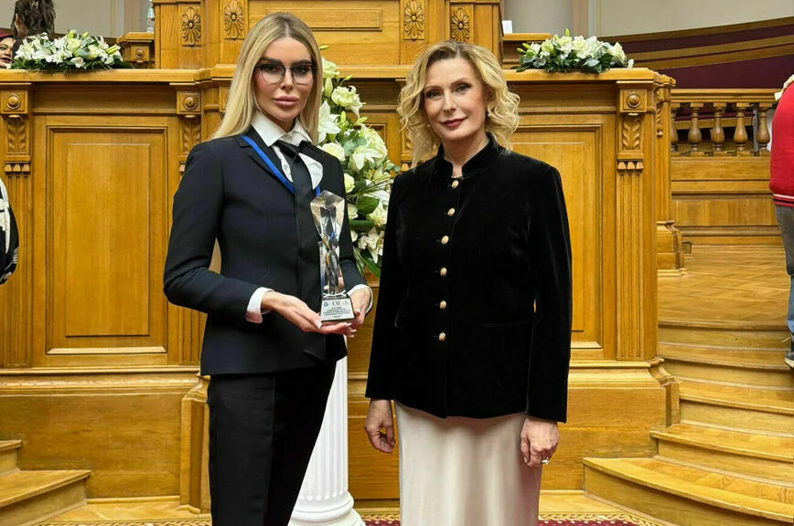 Алиса Лобанова стала лауреатом премии  форума «Содружество моды»