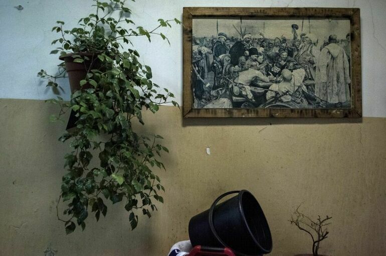 Депутат предложил обязать застройщиков размещать картины в подъездах