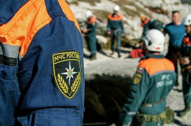 МЧС подготовило рекомендации по оказанию экстренной психологической помощи детям