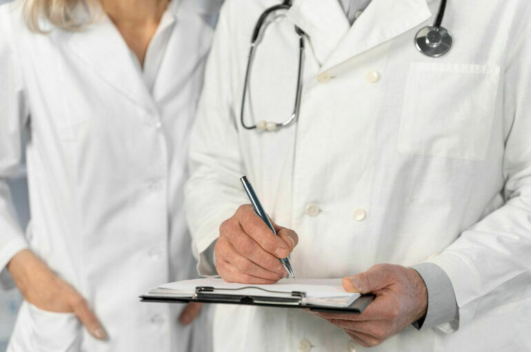 Пациентам предложили дать право на созыв врачебного консилиума в рамках ОМС 