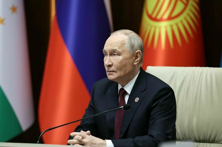 Путин предложил запустить программу оснащения сил ОДКБ российским оружием