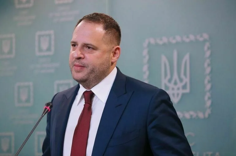 Глава офиса Зеленского Ермак ушел в отставку на фоне коррупционного скандала