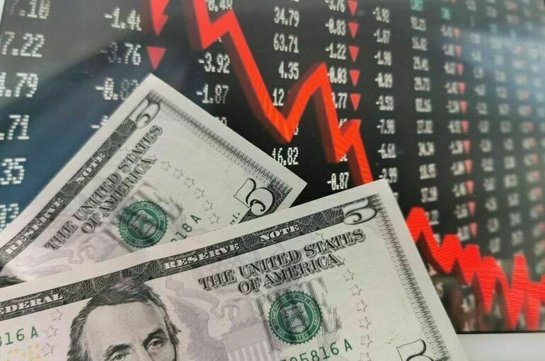 ЦБ опустил курс доллара ниже 78 рублей впервые за 4,5 месяца