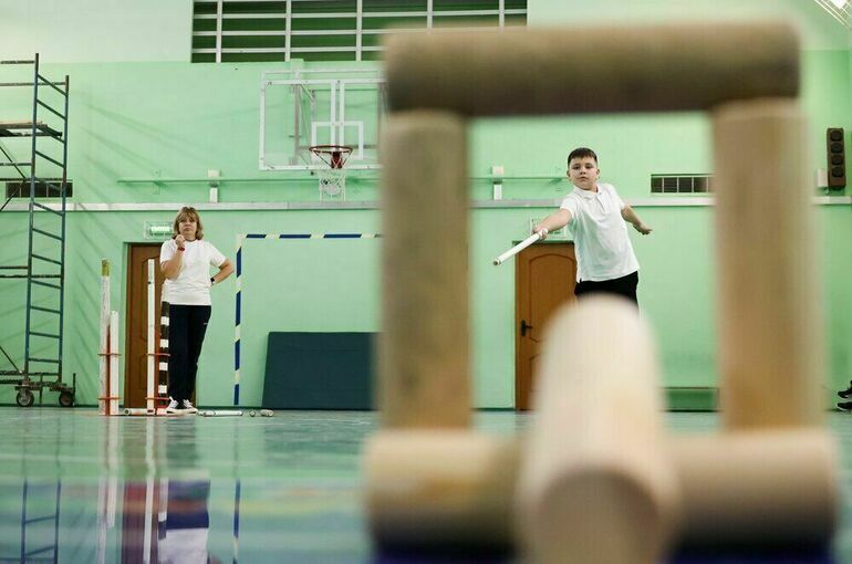 Кравцов: Школьная программа по физкультуре включает 32 вида спорта