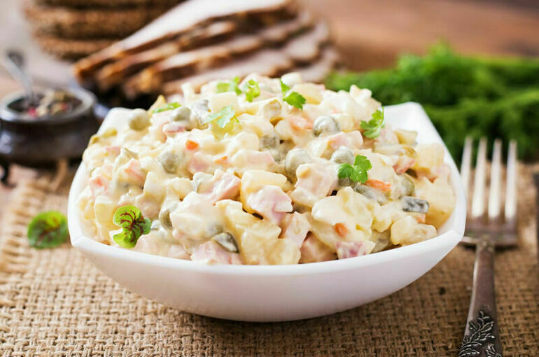 Подсчитано, во сколько россиянам обойдутся популярные салаты на Новый год