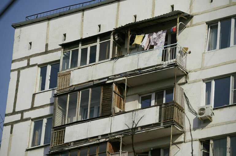 В Петербурге приняли в первом чтении поправки в закон о расселении хрущевок