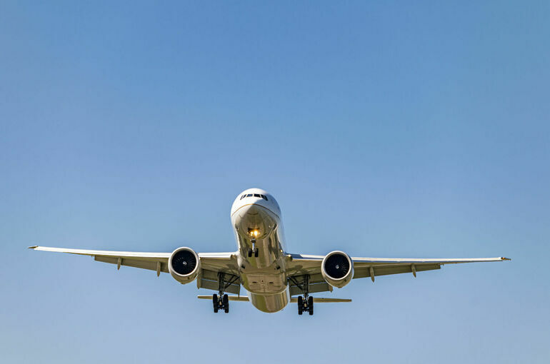 Росавиация проведет расследование из-за возгорания двигателя самолета Москва — Пхукет