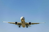 Росавиация проведет расследование из-за возгорания двигателя самолета Москва — Пхукет