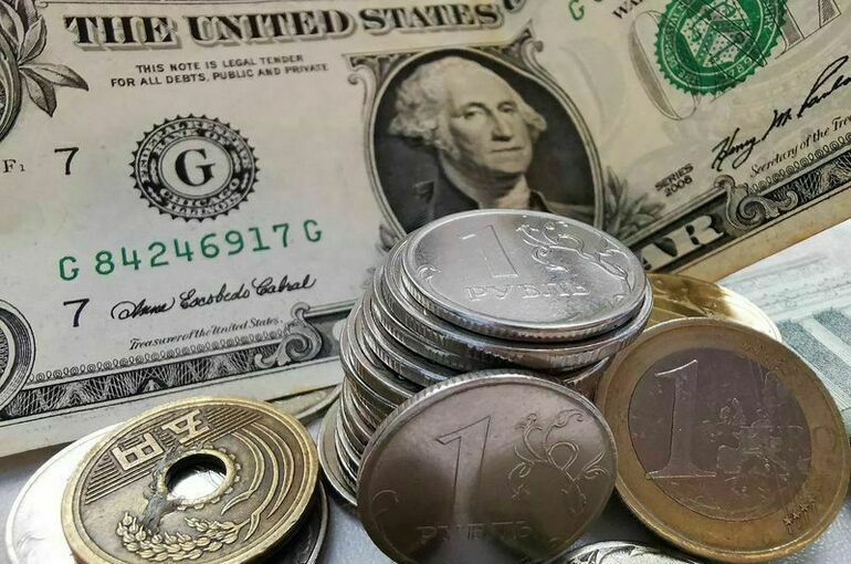Курс доллара на рынке Forex опустился ниже 76 рублей впервые за 2,5 года