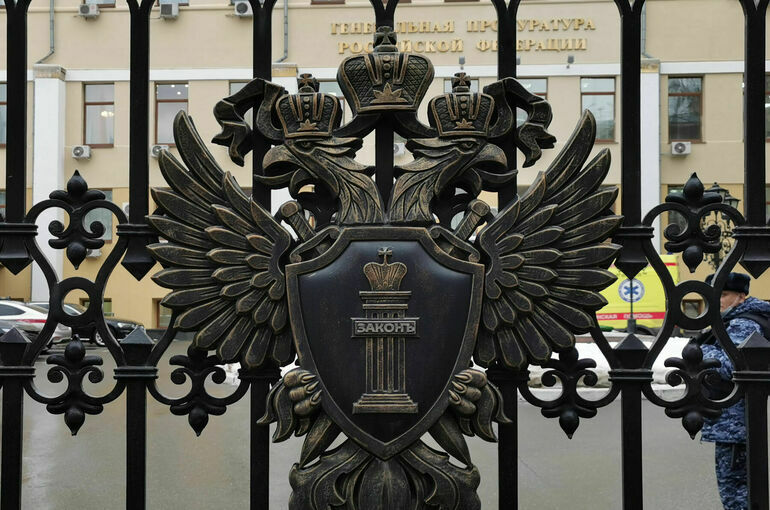 Прокуратура утвердила обвинение в геноциде против Залужного, Умерова и Сырского