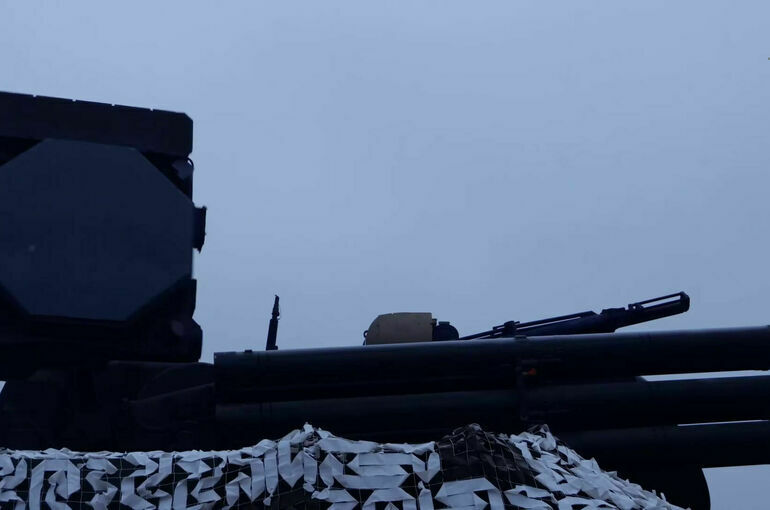 Средства ПВО за ночь сбили более 120 украинских дронов над регионами РФ