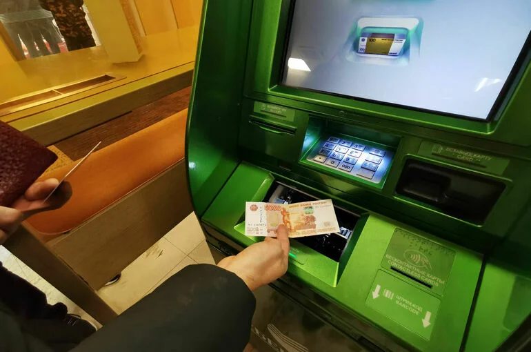 Финразведка возьмет под контроль денежные переводы экстремистов и террористов