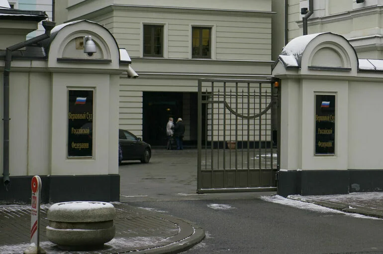 Пленум Верховного суда отменил указ о применении конвенции о правах человека