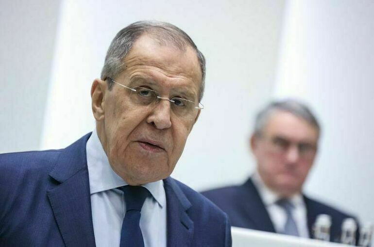 Лавров заявил, что Трамп не спешит отменять санкции против России
