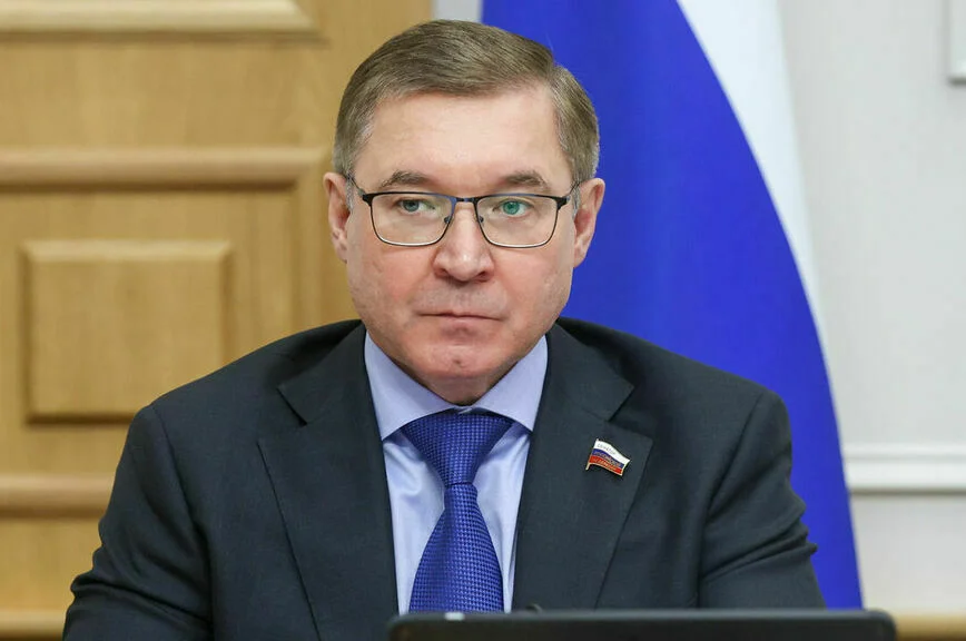 Владимир Якушев.