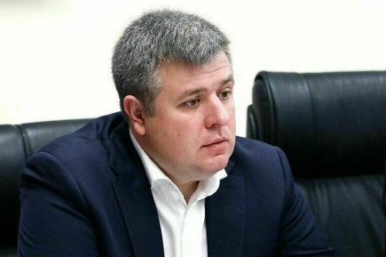 Депутат: Попытки перевести Конституцию на простоватый сленг наносят ущерб содержанию