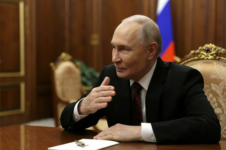 Президент РФ назвал хорошими принимаемые Госдумой законы