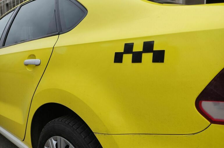 Для самозанятых предложили смягчить требования о локализации такси