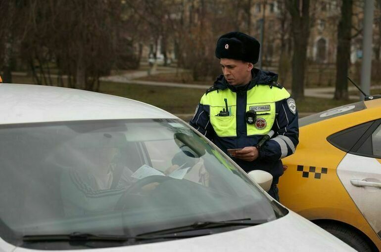 МВД предложило разрешить предъявлять водительские удостоверения через МАХ