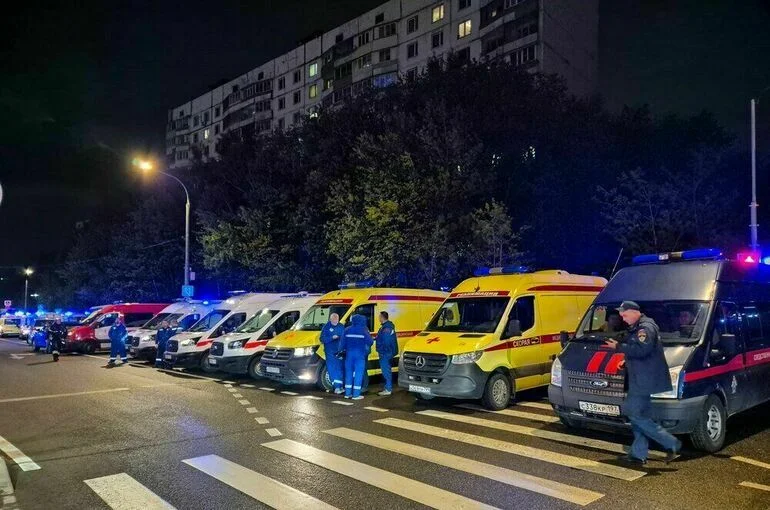 В Москве эвакуировали 1,5 тысячи человек из ВТБ Арены