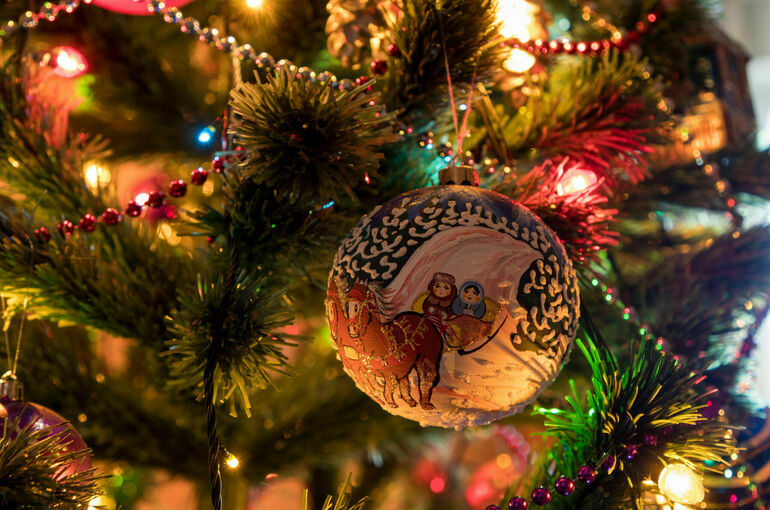 В Роскачестве рассказали, как выбрать безопасную и экономичную гирлянду