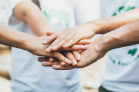 Социально ориентированным НКО станет проще помогать людям