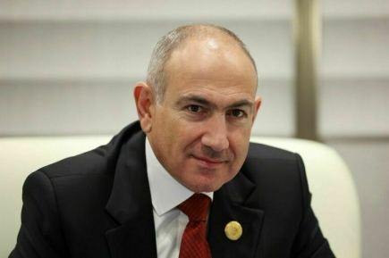 Пашинян попросил РФ восстановить железнодорожные пути в Азербайджан и Турцию