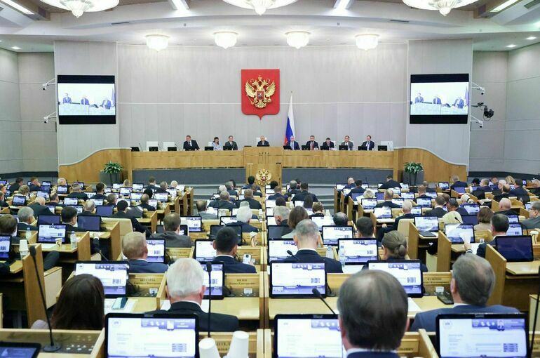 Госдума приняла закон о корпоративном волонтерстве