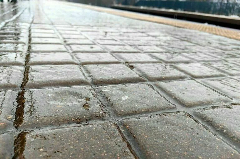Синоптик рассказал, долго ли в Москве будет гололедица