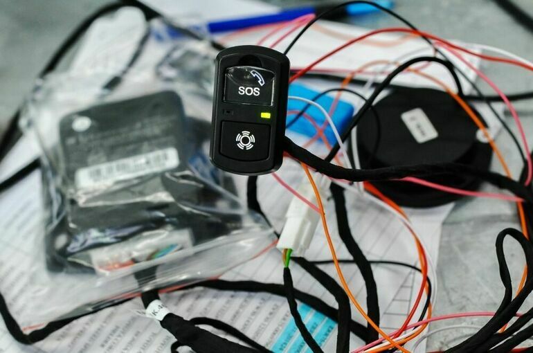 На личных авто снова обяжут устанавливать кнопку SOS