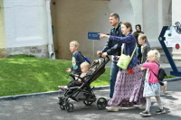 В страховой стаж родителей войдут отпуска по уходу за всеми детьми