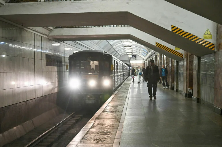 Метро Москвы на Новый год будет работать круглосуточно и бесплатно