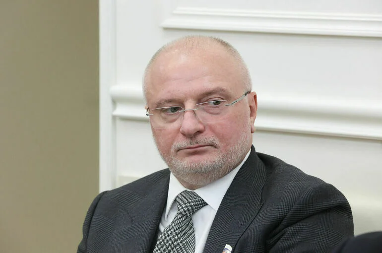 Сенатор Клишас назвал пиратством захват российского танкера
