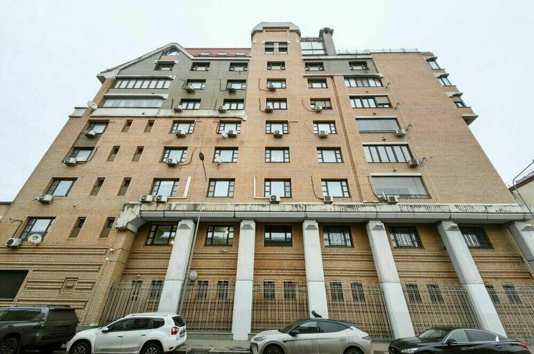 Приставы дали Долиной пять дней на добровольную передачу квартиры