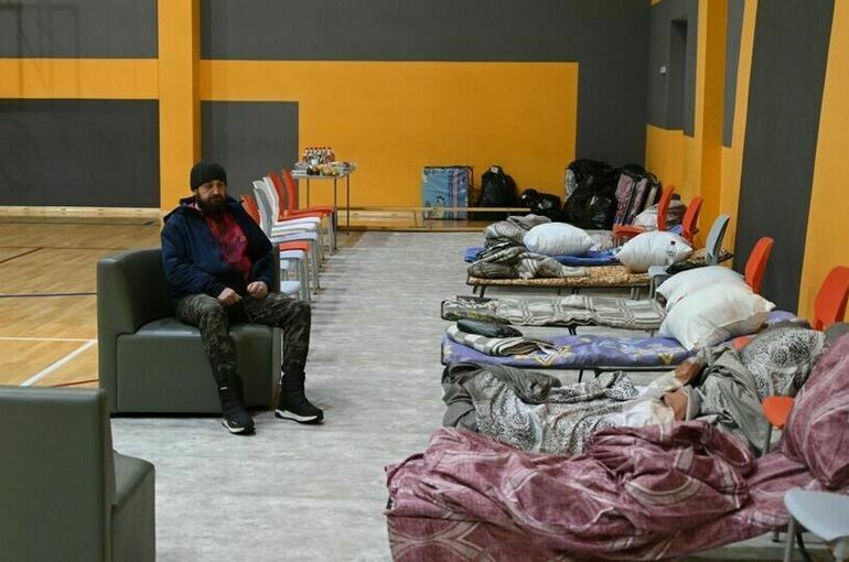 Подъезд дома оказался под угрозой обрушения в Ростове-на-Дону после атаки БПЛА