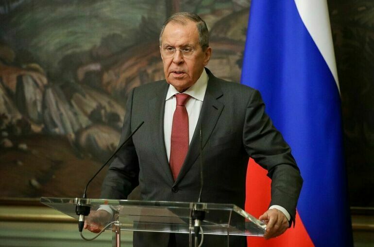 Лавров: Возобновление авиасообщения с США включено в повестку переговоров