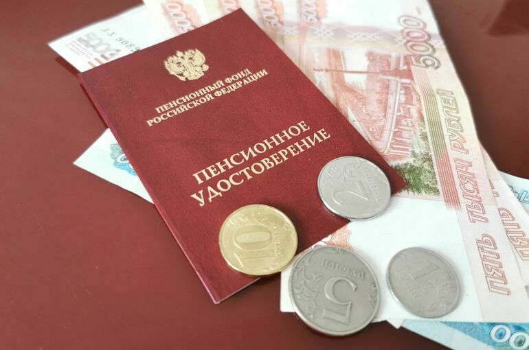 Работу в Крыму и Севастополе в 2014 году зачтут в страховой стаж без ограничений