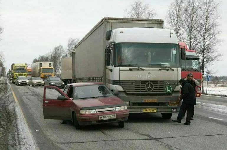 Владельцев дорог хотят обязать быстрее реагировать на аварийно-опасные участки