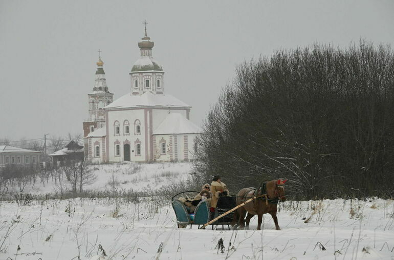 СМИ: Доля поездок в малые города России в новогодние праздники выросла до 12%