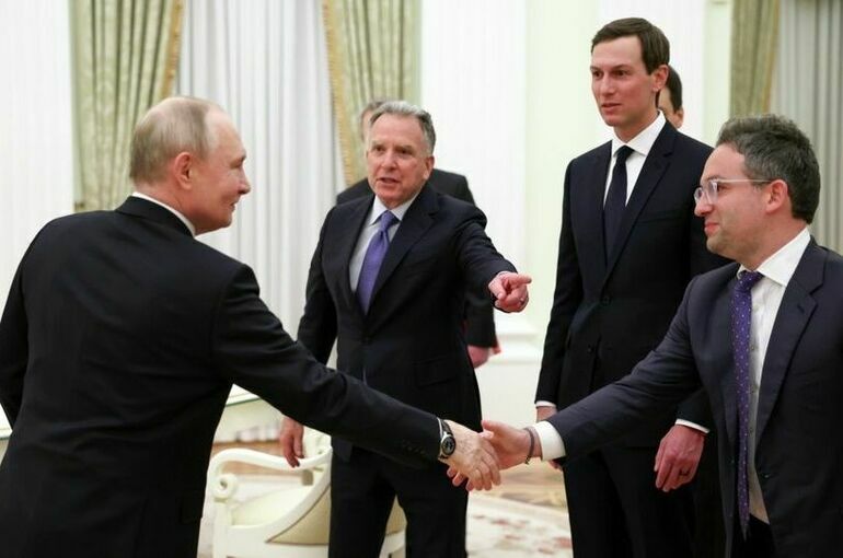 Ушаков назвал переговоры Путина с американцами полезными для обеих сторон