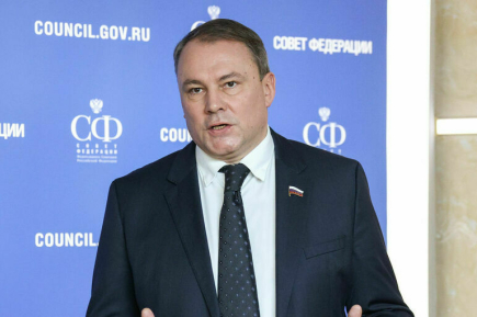 Депутат Толстой: ЕГЭ нужно последовательно отменять