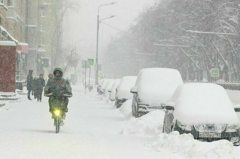 Синоптик спрогнозировал 70-сантиметровые сугробы в Москве в начале февраля