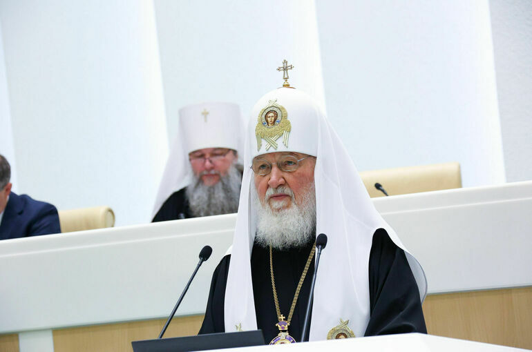 Патриарх Кирилл заявил о необходимости запретить аборты без согласия законного супруга