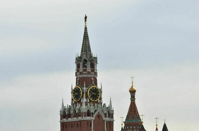 В Кремле назвали неуместными рассуждения о переговорах с Зеленским не в Москве