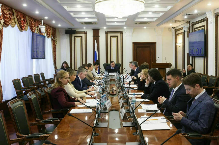 Дороги и школы в России будут строить быстрее